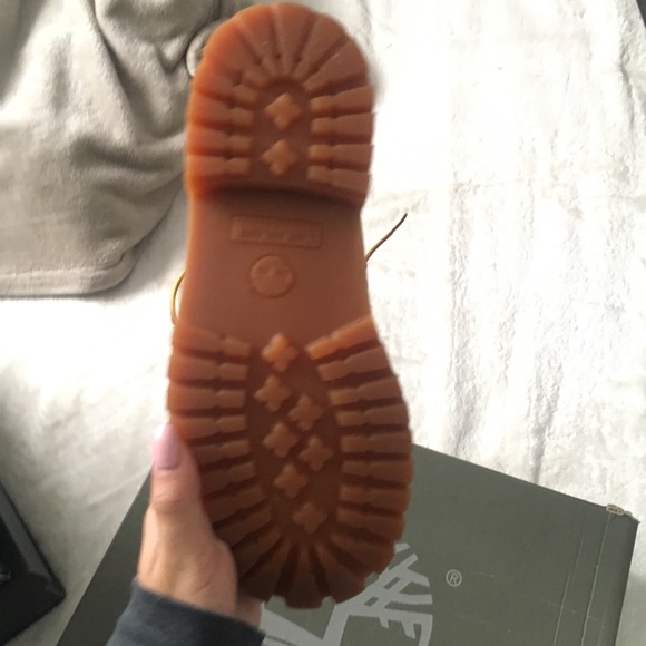 Timberlands - Picture 5 of 6